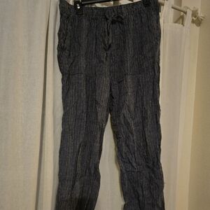 Time & Tru blue striped linen blend lounge pants, size Medium, comfy and casual.